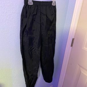 GREAT CONDITION AUTHENTIC NIKE BAGGY ATHLETIC PANT